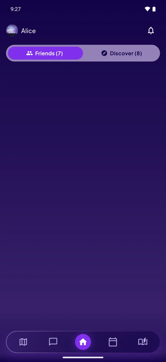 The AmidAmi home screen: the stack of invitations, with the counter of what is left to answer and the navigation bar.